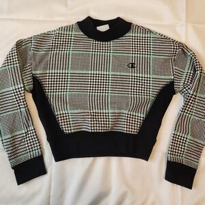 Cute Cropped Champion Womens Sweatshirt Size Small